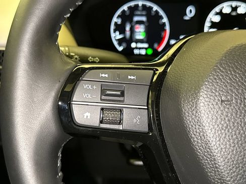 Used 2026 Honda HR-V EX-L image 32