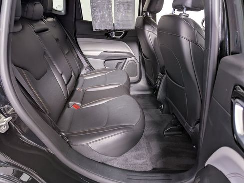 Used 2023 Jeep Compass Limited w/ Elite Group AWD/4WD image 41