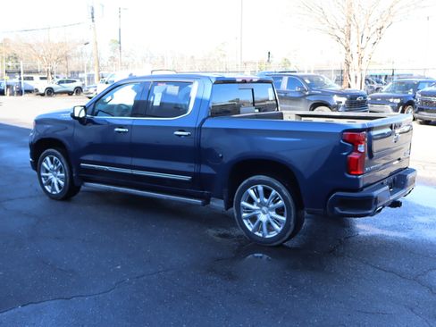 Used 2022 Chevrolet Silverado 1500 High Country w/ High Country Premium Package image 19