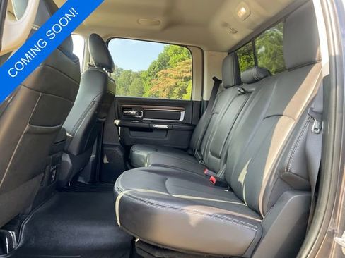 Used 2017 RAM 1500 Laramie w/ Convenience Group AWD/4WD image 4