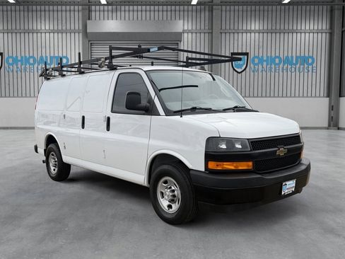 Used 2019 Chevrolet Express 2500 w/ Driver Convenience Package image 3