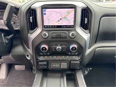 Used 2020 GMC Sierra 1500 SLT w/ SLT Premium Plus Package image 19