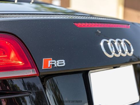 Used 2014 Audi R8 V10 w/ Full Leather Package AWD/4WD image 53