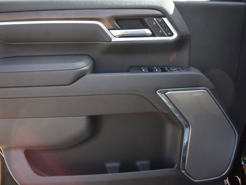 New 2025 Chevrolet Silverado 2500 High Country w/ High Country Premium Package image 16