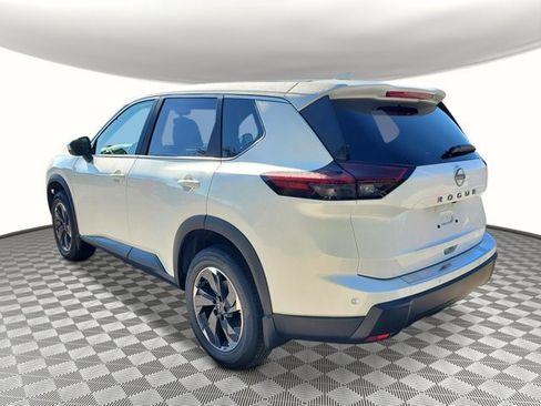 New 2026 Nissan Rogue SV image 3