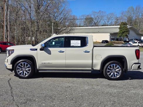 New 2026 GMC Sierra 1500 Denali AWD/4WD image 18