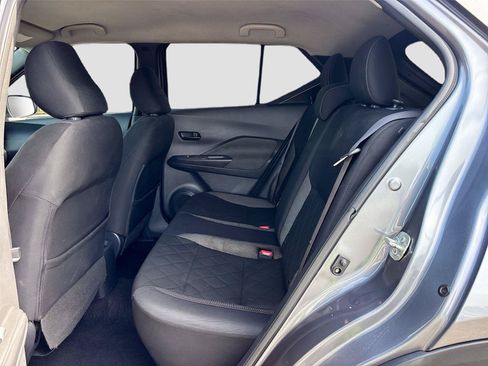 Used 2019 Nissan Kicks S FWD image 26