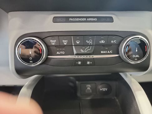 Used 2023 Ford Escape Active FWD image 16