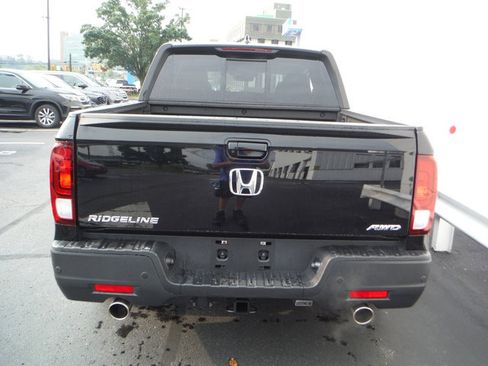 Used 2023 Honda Ridgeline RTL-E image 9