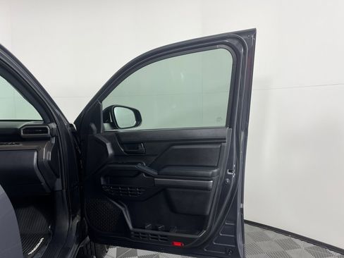 Certified 2025 Toyota Tacoma SR5 image 33