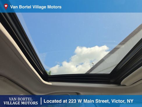 Used 2018 Subaru Legacy 3.6R Limited AWD/4WD image 25