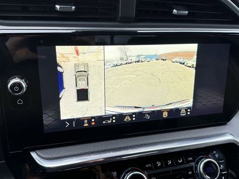 Used 2024 GMC Sierra 1500 Denali w/ Denali Reserve Package image 4