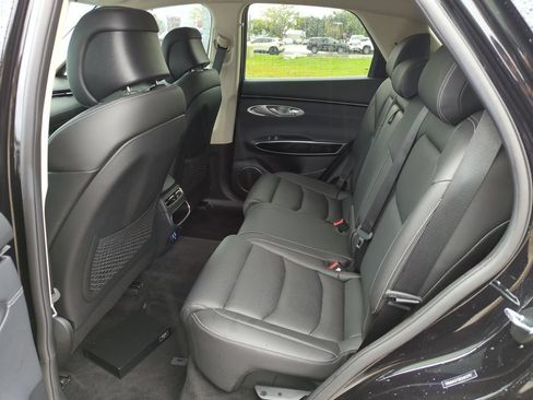 Used 2025 Genesis GV70 2.5T AWD/4WD image 20