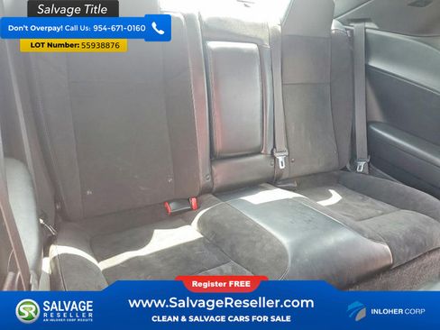 Used 2015 Dodge Challenger R/T Plus RWD image 13