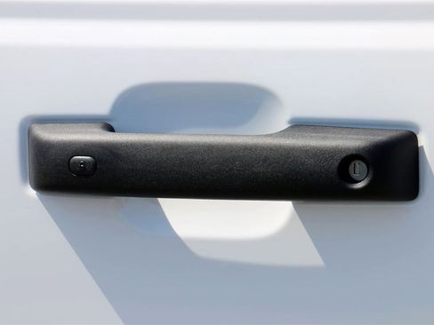 New 2025 Ford Bronco Badlands w/ Sasquatch Package image 9