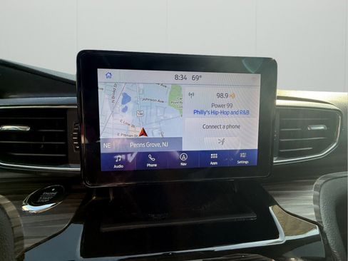 Used 2021 Ford Explorer Limited w/ Hybrid Equipment Group 310A image 17