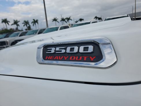 Used 2024 RAM 3500 Tradesman w/ Chrome Appearance Group image 29