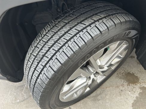 Certified 2021 Toyota RAV4 XLE Premium image 10