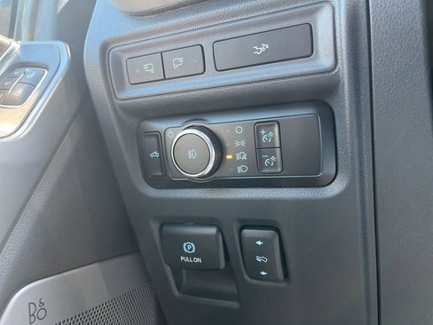 Used 2024 Ford F150 Lariat w/ FX4 Off-Road Package image 17