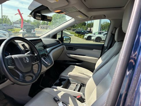 Used 2022 Honda Odyssey EX-L image 5
