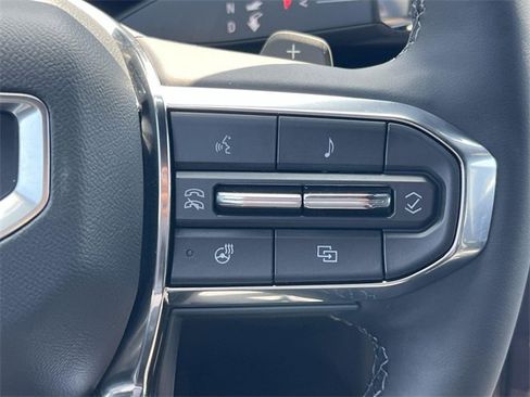 New 2025 GMC Acadia Elevation image 14