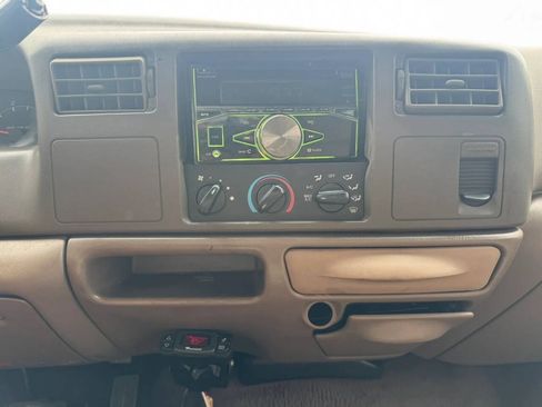 Used 2000 Ford F350 2WD Crew Cab Super Duty image 13