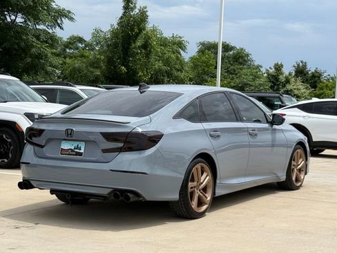 Used 2021 Honda Accord Sport image 4