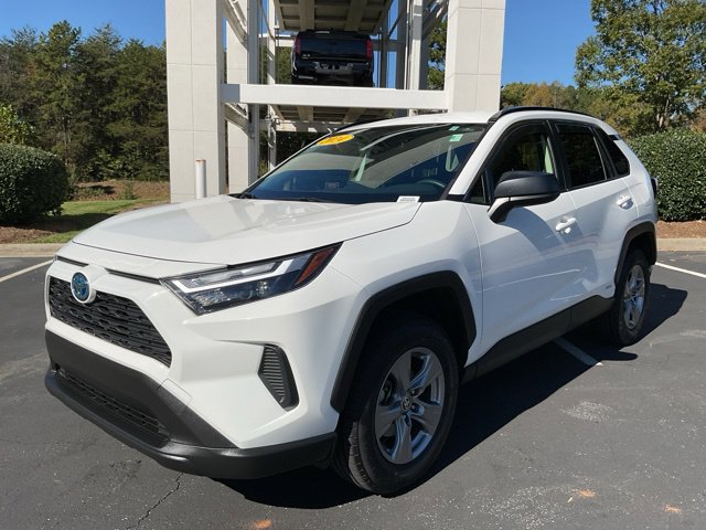 Used 2024 Toyota RAV4 LE AWD/4WD image 2