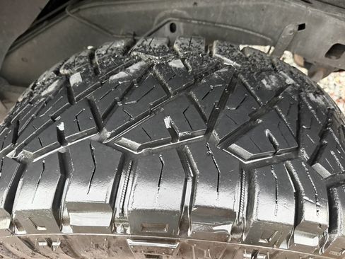 Used 2010 Jeep Wrangler Unlimited Sport AWD/4WD image 15