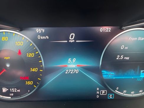 Used 2022 Mercedes-Benz GLC 300 4MATIC image 8