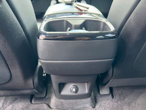 Used 2025 Kia Telluride EX w/ EX Captain's Chair Package FWD image 52