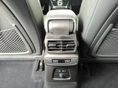 Used 2023 Audi Q4 e-tron Premium Plus w/ Premium Plus image 27