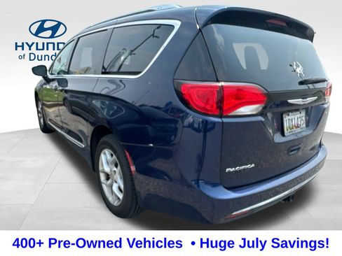 Used 2019 Chrysler Pacifica Touring-L Plus FWD image 5