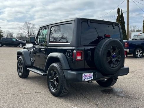 Used 2021 Jeep Wrangler Sport S image 3