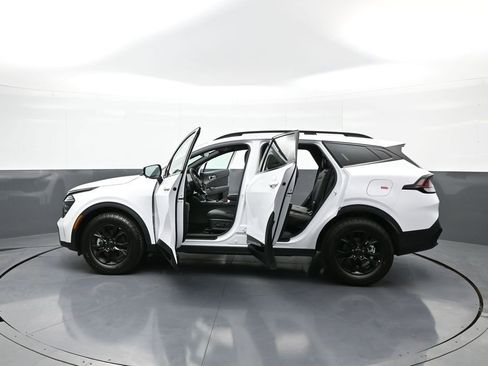 Certified 2025 Kia Sportage X-Pro Prestige image 44
