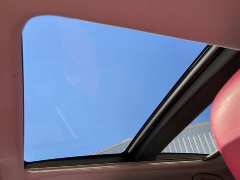 Used 2022 Toyota Camry XSE image 18