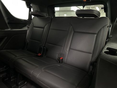 Used 2024 GMC Yukon SLT image 23