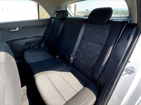 Used 2019 Kia Rio S image 26