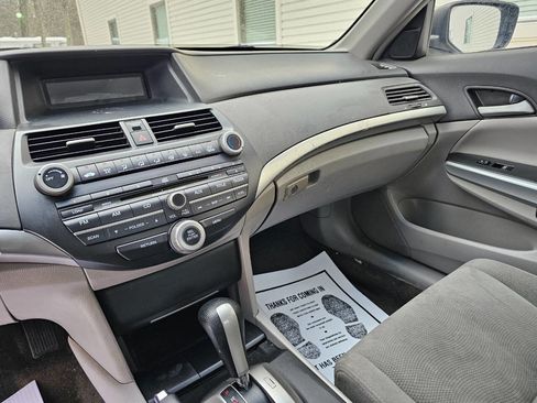 Used 2009 Honda Accord EX image 18