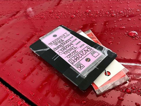 Used 2020 Tesla Model Y Long Range image 9