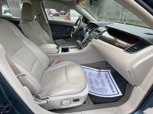 Used 2010 Ford Taurus SEL image 28