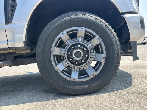 Used 2024 Ford F250 XL w/ STX Appearance Package AWD/4WD image 12