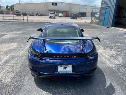 Used 2020 Porsche 718 Cayman GT4 RWD image 74