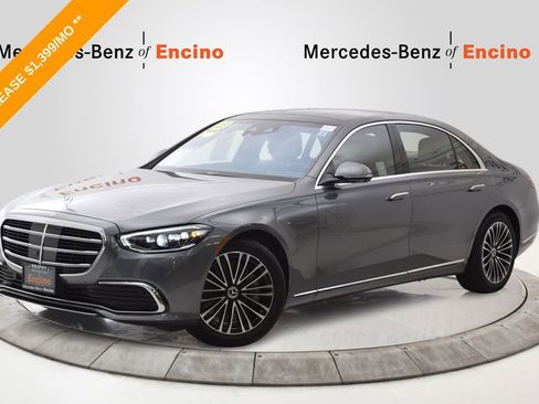 Used 2025 Mercedes-Benz S 580 4MATIC Sedan image 1