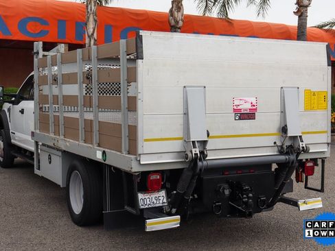 Used 2017 Ford F550 2WD Crew Cab Super Duty image 6