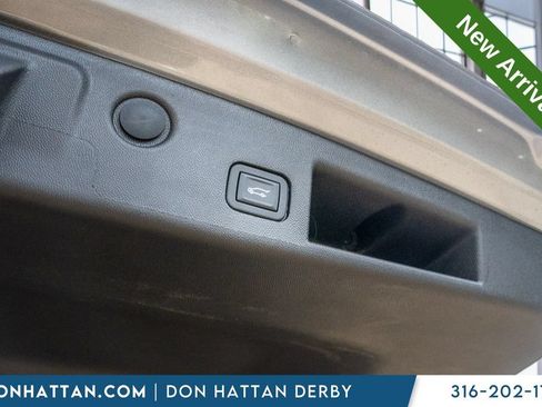 Used 2024 Chevrolet Equinox LT w/ LPO, Floor Liner Package FWD image 29
