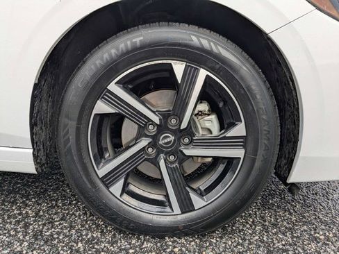 Certified 2024 Nissan Sentra SV image 12