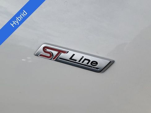 Certified 2023 Ford Escape ST-Line Elite w/ Premium Technology Package image 6