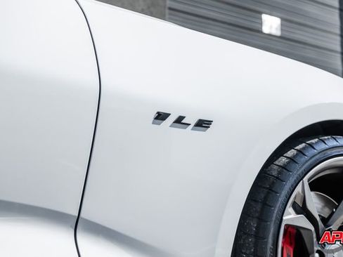 Used 2018 Chevrolet Camaro SS image 25