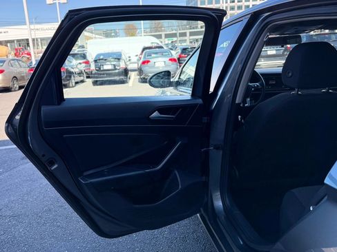Used 2019 Volkswagen Jetta S w/ Driver Assistance Package image 27